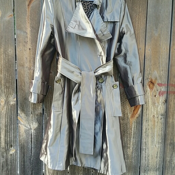 Sara Berman Trench Coat - Picture 2 of 7